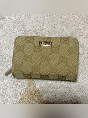 Gucci Beige Monogram Zip-Around Wallet with Gold Plaque
